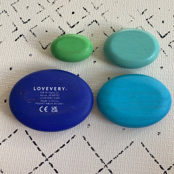 Lovevery stacking stones - Picture 3 of 3